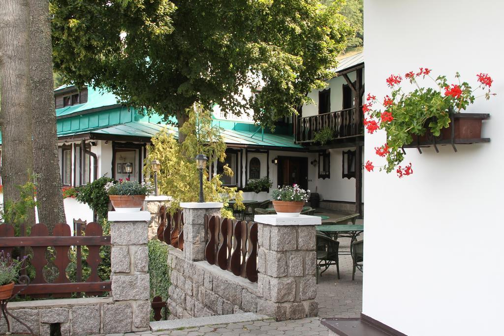 Hotel V Nebi Josefŭv Dŭl Zewnętrze zdjęcie